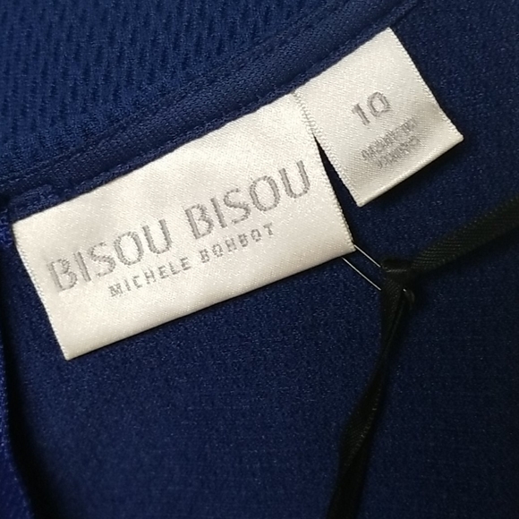 Bisou Bisou Dress 💙 - Picture 11 of 13